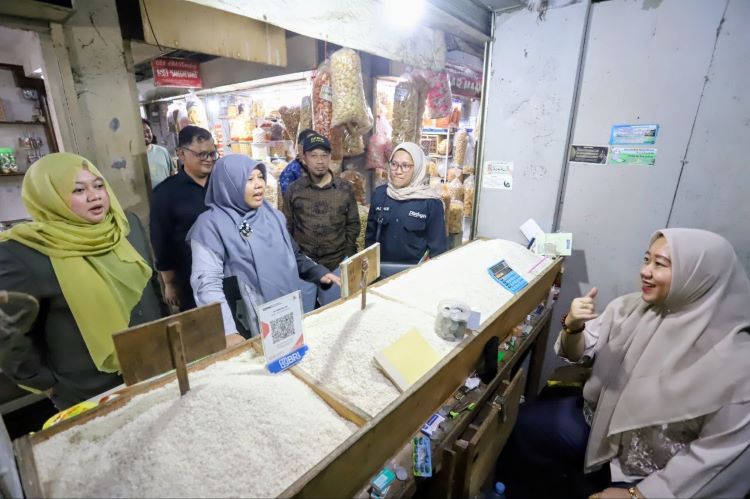 Pemkot Diminta Perketat Pengawasan Distribusi Pangan di Pasar Kota Bandung