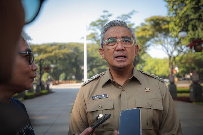 Darurat Sampah Kota Bandung Jadi Isu Nasional: ASN hingga Lurah Wajib Turun Lapangan Bersihkan Sampah