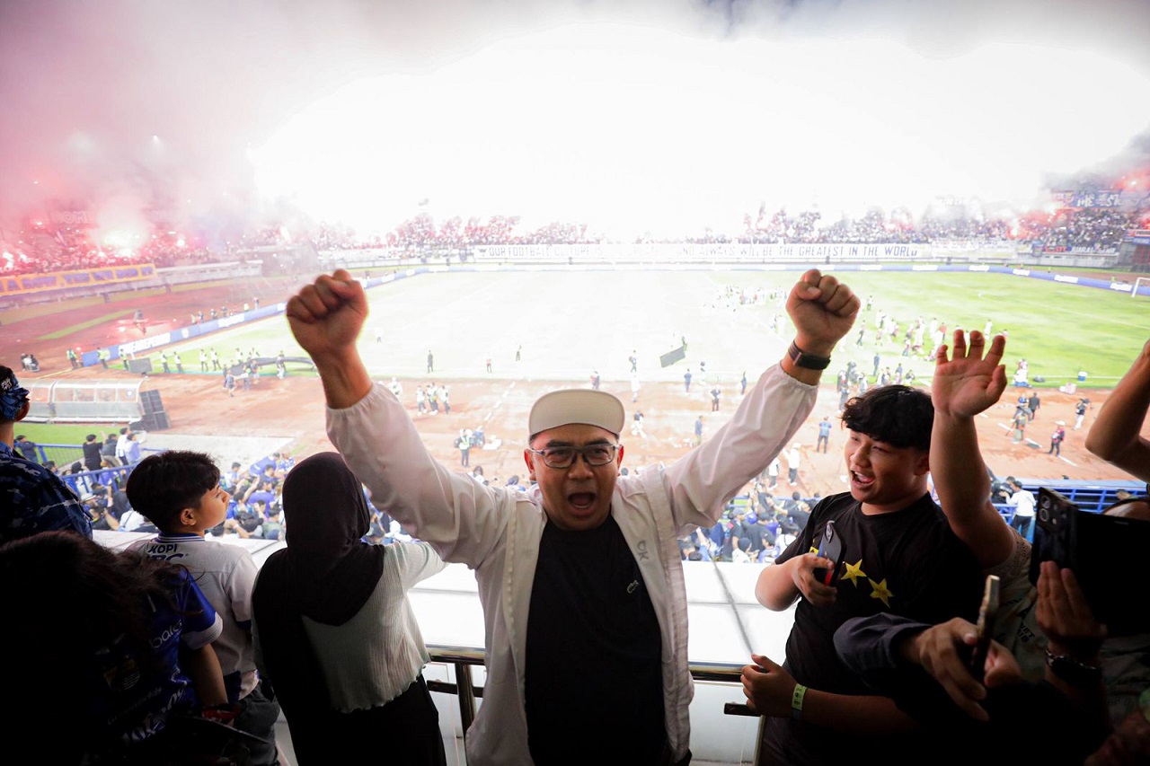 Hattrick Juara Liga Super Indonesia, Farhan: Persib Ukir Sejarah, Bandung Berpesta