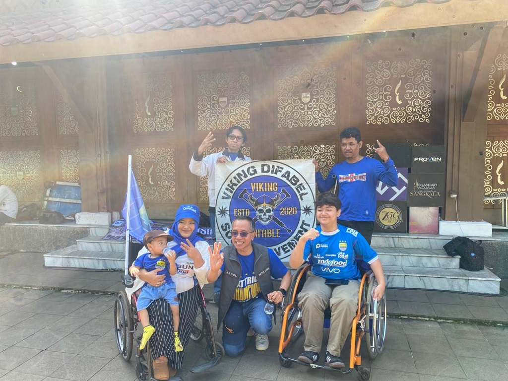 Begini Cerita Bobotoh Difabel Saat Pesta Kemenangan Persib