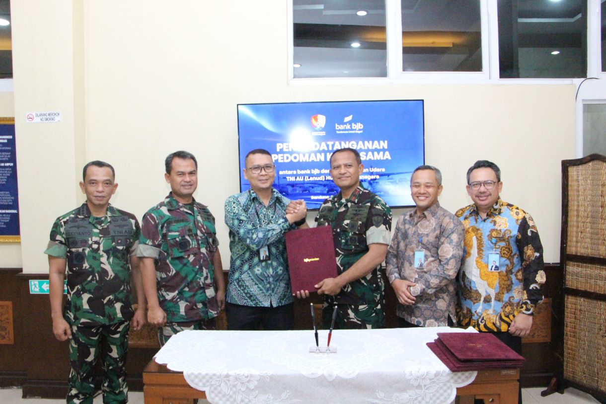 Bank bjb Tingkatkan Layanan Perbankan Lewat Kerjasama dengan Lanud Husein Sastranegara   