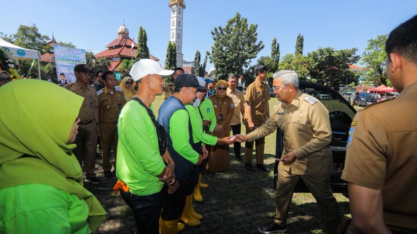 Farhan Dorong Warga Bandung Naik Kelas, Pelatihan Kerja Disiapkan hingga Standar Global