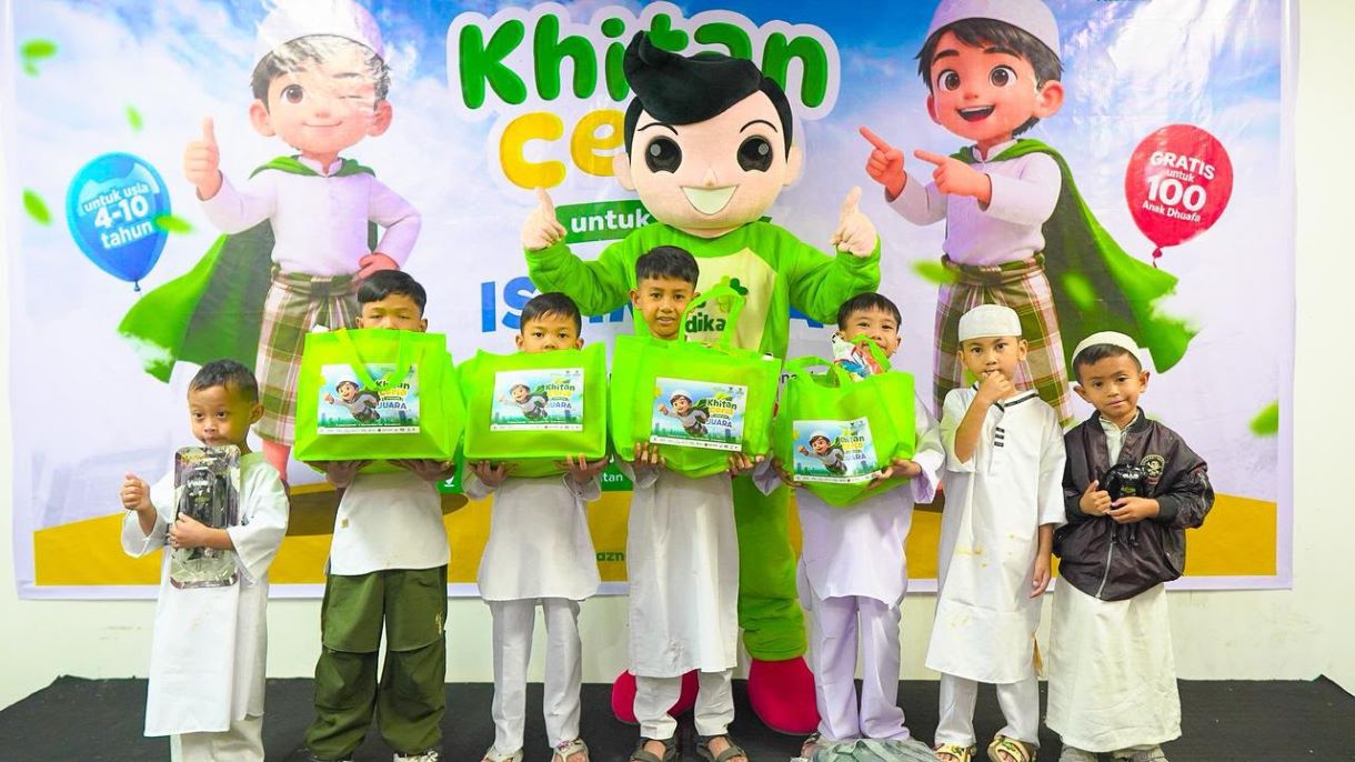  BAZNAS Jabar Gelar Khitan Ceria untuk 100 Anak