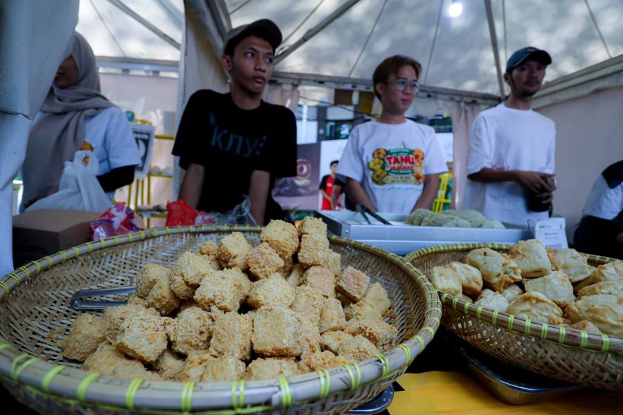 38 UMKM Unggulan Hadir di Festival Sentra Industri dan All About Tahu 2026, Saatnya Belanja!