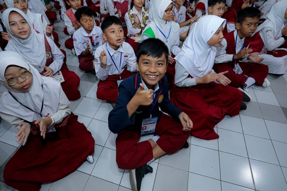 Sekda Kota Bandung Tinjau MPLS di SDN 001 Merdeka dan SMPN 5 Bandung