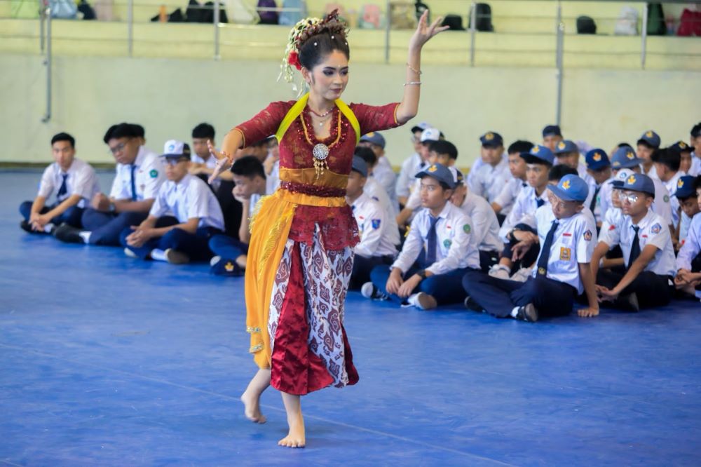 Tutup MPLS SMAN 28, Erwin Minta Pelajar Kota Bandung Berkarakter dan Inovatif