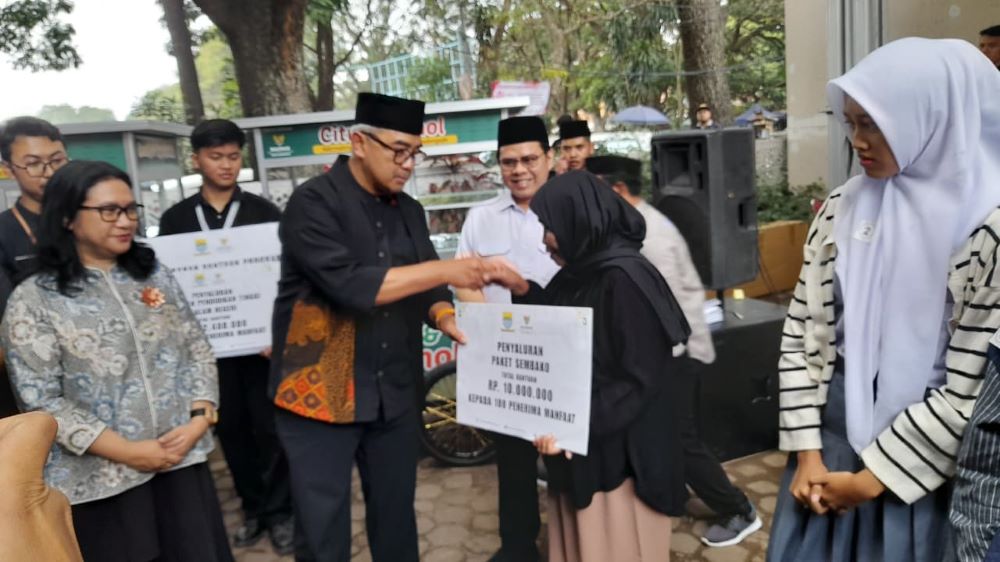 BAZNAS Salurkan Bantuan Rp916.392.233 kepada 470 Penerima Manfaat