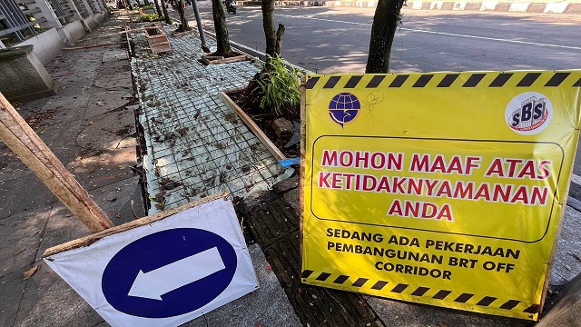 Bandung Macet Akibat Proyek BRT, Farhan Minta Maaf