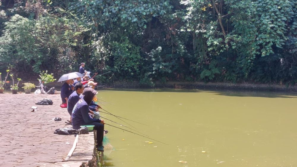 Lomba Memancing Wartawan dan ASN, Pewarta Balai Kota Bandung Perkuat Sinergi dengan Pemkot