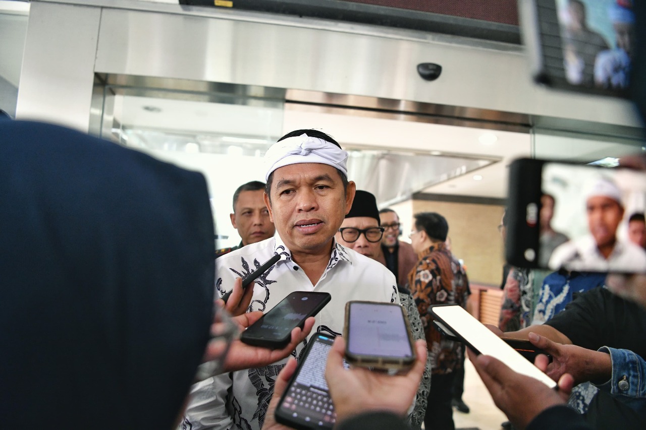 Pemprov Jabar Berlakukan PJJ Seiring Tingginya Intensitas Sebaran Abu Vulkanik Anak Krakatau 